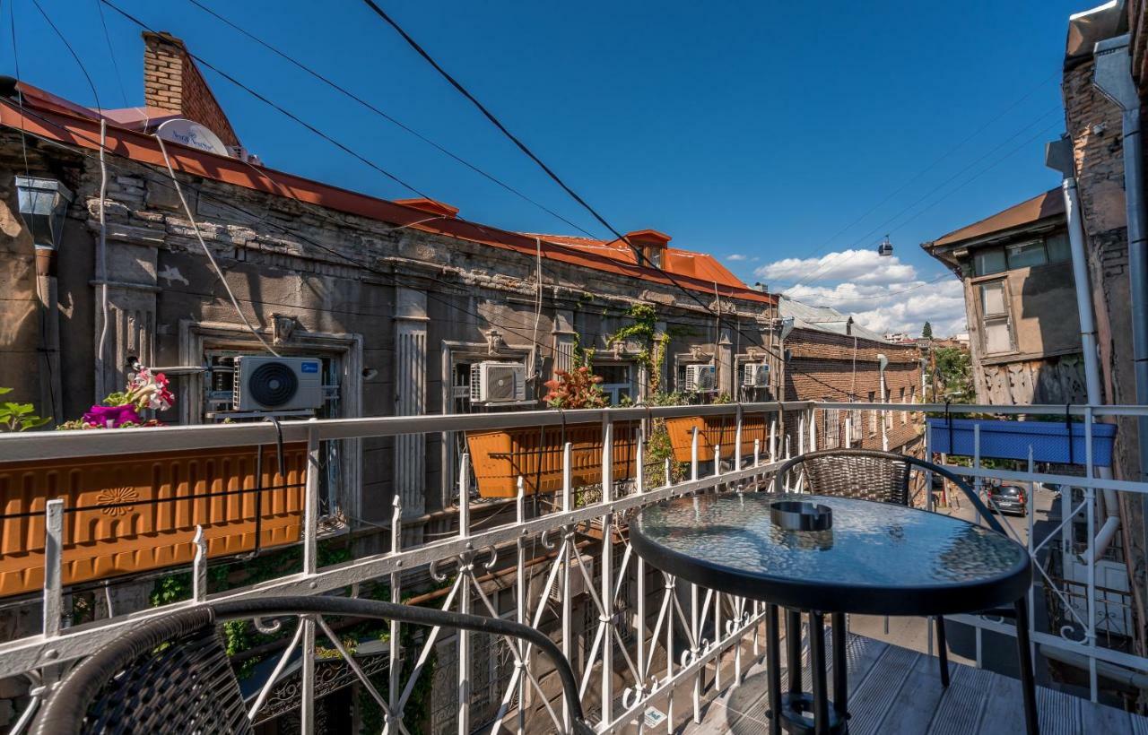 Golden Light Hotel Tbilisi Exterior foto